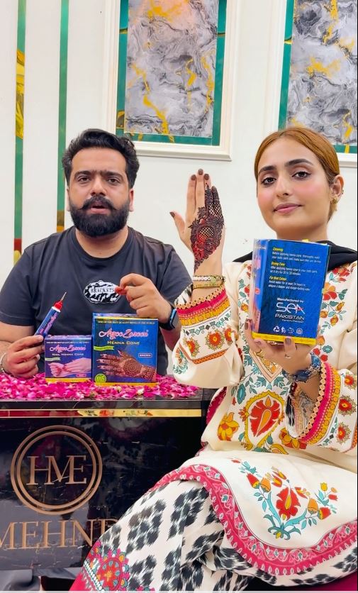 Premium Long-Lasting Mehandi Tube